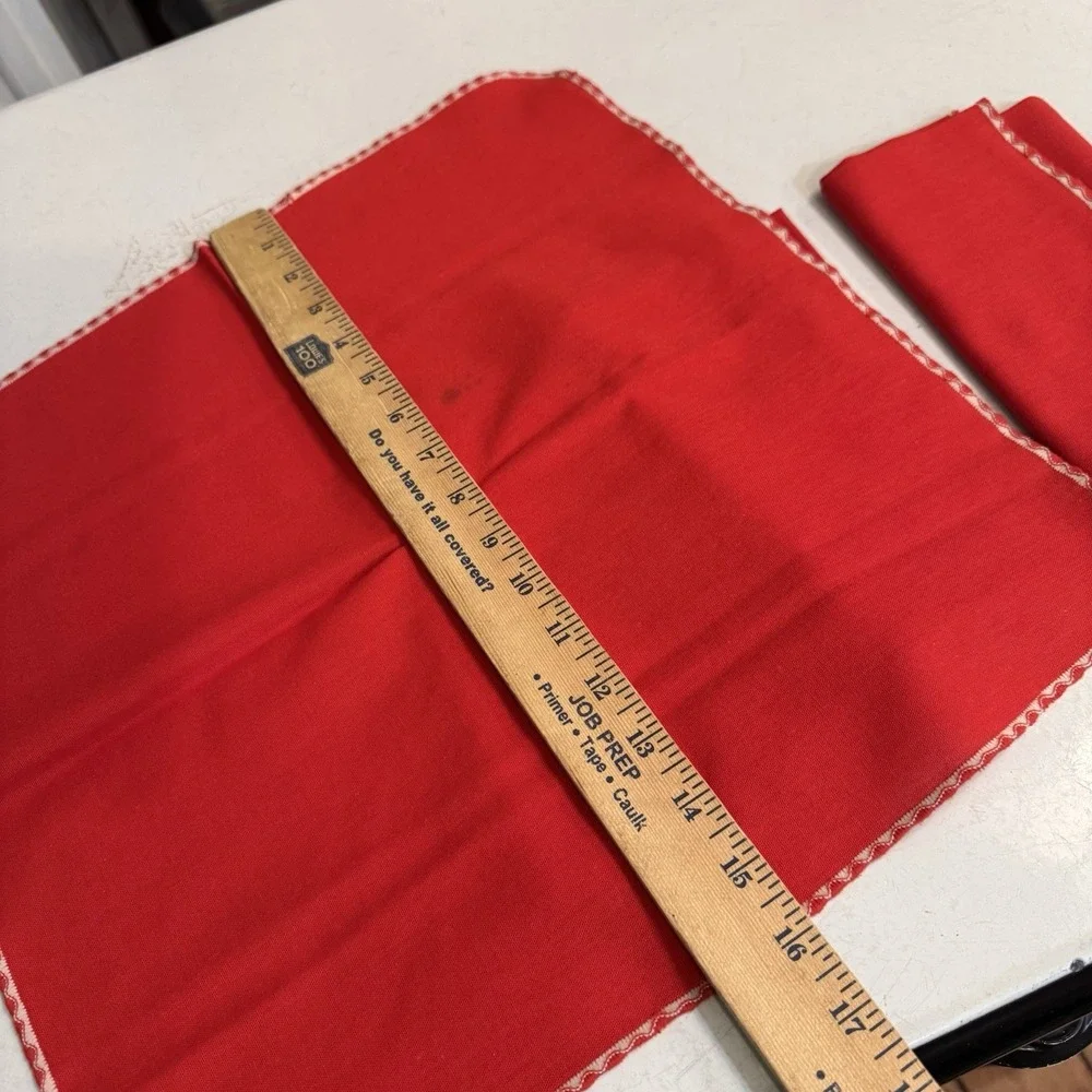 1950's Red Christmas‎ Napkins With White  Trim Set Of 4 Cotton Blend